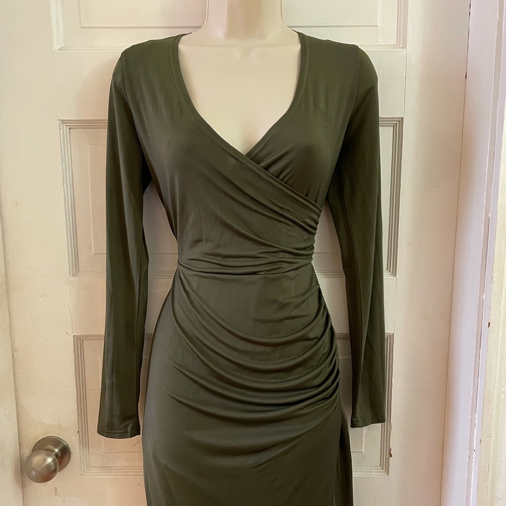 Slim classy v low cut dress